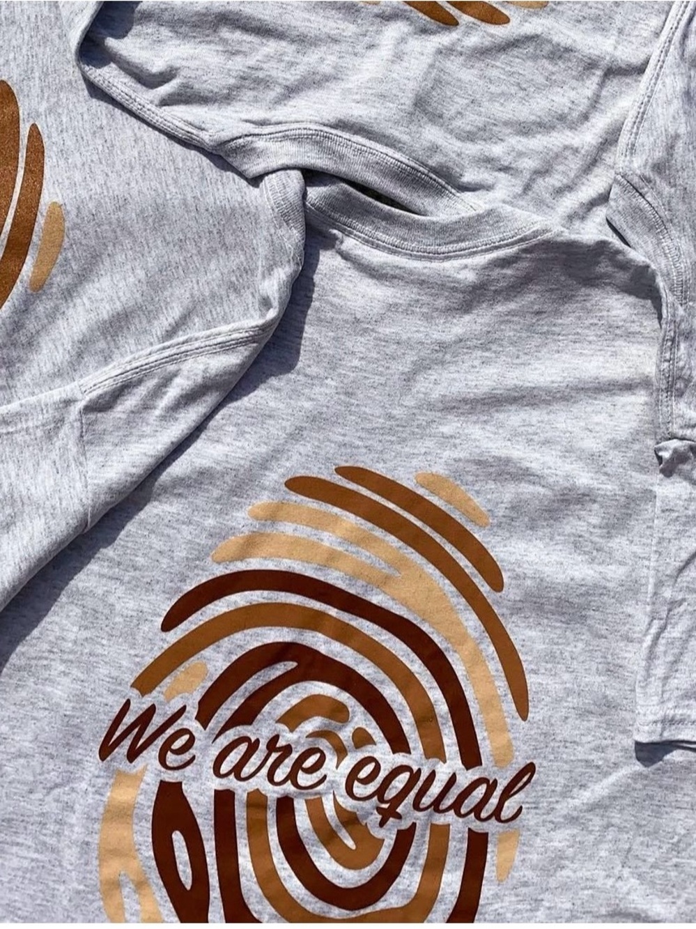 Women’s White Graphic Tee - 1940 clothing